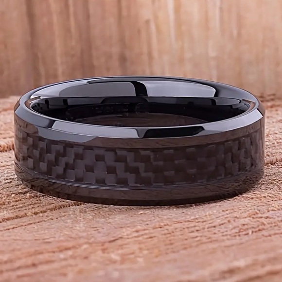 Men’s Stainlessss / Carbon Fibre Band - Picture 2 of 5